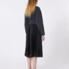 Robe chemise en denim et satin, noire Robe chemise en denim et satin, noire