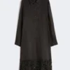 Robe chemise en gaze de ramie brodée, noire