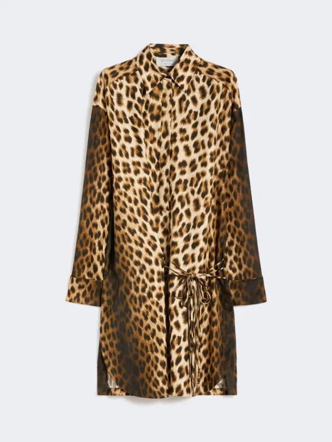 Robe chemise en sergé de soie à croisillons, couleur camel Robe chemise en sergé de soie à croisillons, couleur camel