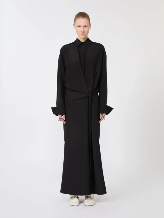 Robe chemise en soie stretch, noire Robe chemise en soie stretch, noire