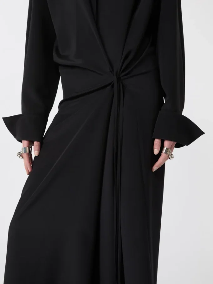 Robe chemise en soie stretch, noire Robe chemise en soie stretch, noire