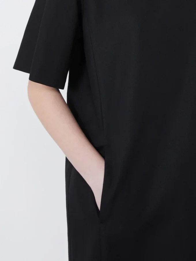 Robe courte en toile de coton et lin, noire Robe courte en toile de coton et lin, noire