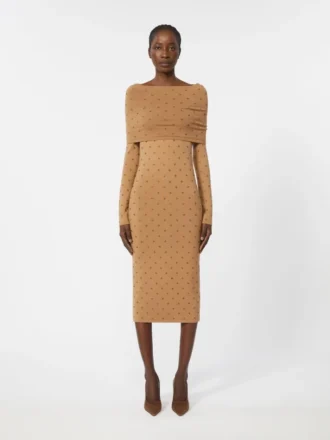 Robe en fil de laine, couleur dorée