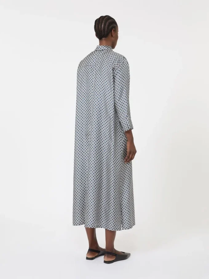 Robe en soie imprimée, bleu nuit Robe en soie imprimée, bleu nuit