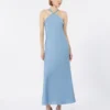 Robe légère en satin, bleu clair Robe légère en satin, bleu clair