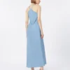 Robe légère en satin, bleu clair Robe légère en satin, bleu clair
