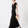 Robe longue à col en V en canneta, noire