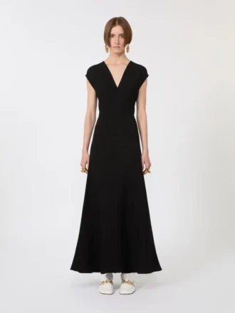 Robe longue à col en V en canneta, noire