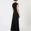 Robe longue à col en V en canneta, noire