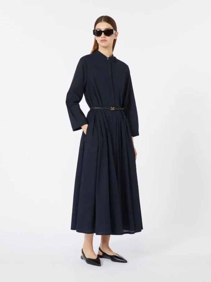 Robe longue en voile de coton, bleu outremer Robe longue en voile de coton, bleu outremer