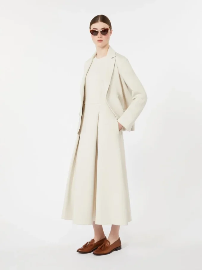Robe longue évasée en jersey scuba, beige Robe longue évasée en jersey scuba, beige