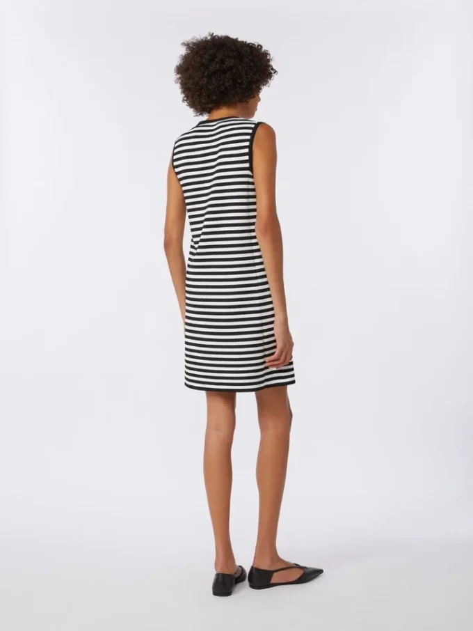 Robe sans manches en crêpe de viscose, noire Robe sans manches en crêpe de viscose, noire