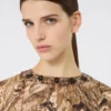 Robe tunique en soie imprimée, dorée Robe tunique en soie imprimée, dorée