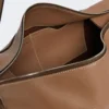 Sac à bandoulière en cuir de taille moyenne, marron Sac à bandoulière en cuir de taille moyenne, marron