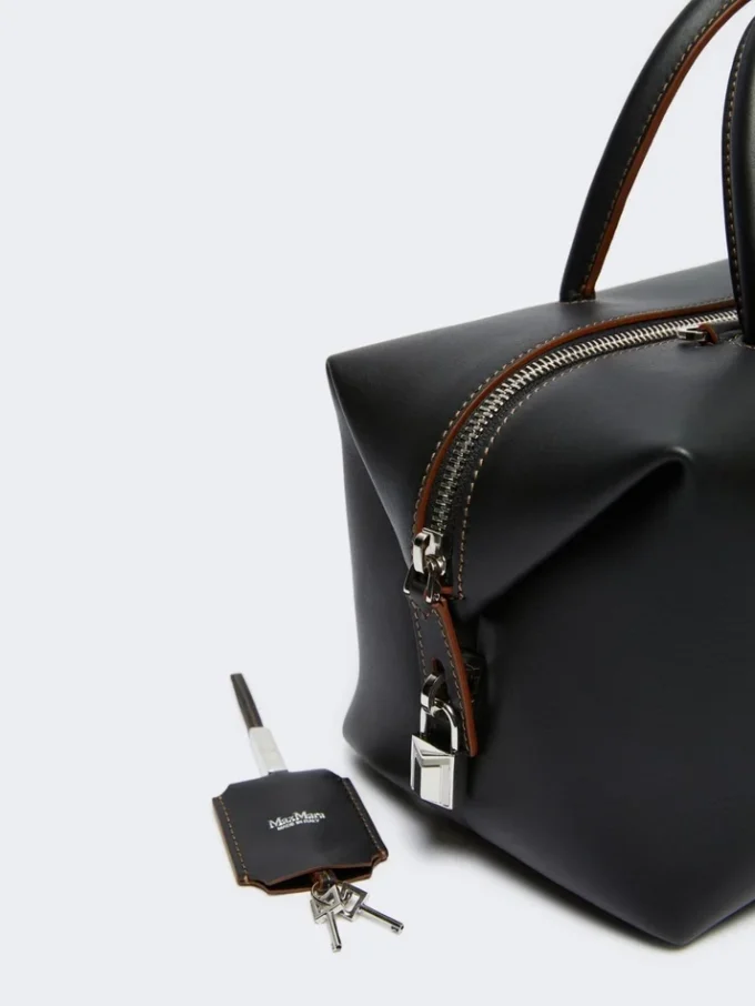 Sac bolero moyen en cuir naturel, noir