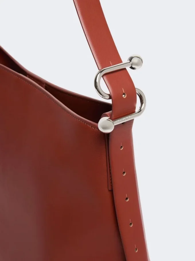 Sac cabas en cuir à boucle en S, couleur rouille Sac cabas en cuir à boucle en S, couleur rouille
