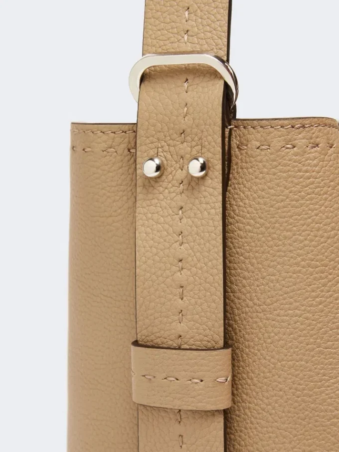 – sac en cuir Archetipo de taille moyenne, couleur boue – sac en cuir Archetipo de taille moyenne, couleur boue