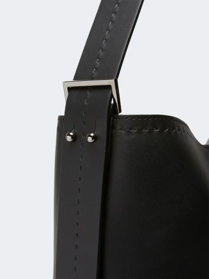 – Sac en cuir Archetipo moyen, noir – Sac en cuir Archetipo moyen, noir