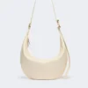 Sac hobo en cuir nappa, couleur vanille Sac hobo en cuir nappa, couleur vanille