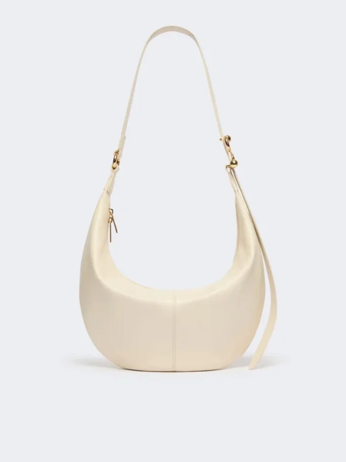 Sac hobo en cuir nappa, couleur vanille Sac hobo en cuir nappa, couleur vanille