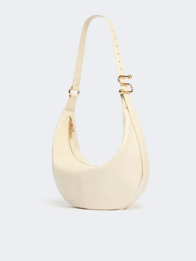 Sac hobo en cuir nappa, couleur vanille Sac hobo en cuir nappa, couleur vanille