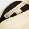 Sac hobo en cuir nappa, couleur vanille Sac hobo en cuir nappa, couleur vanille