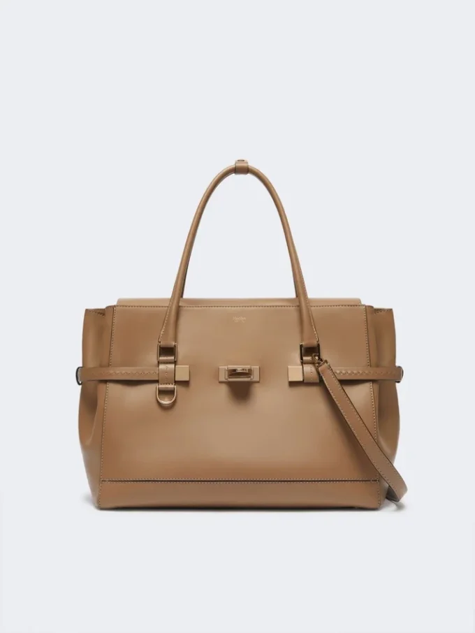Sac à main en cuir naturel, couleur boue Sac à main en cuir naturel, couleur boue