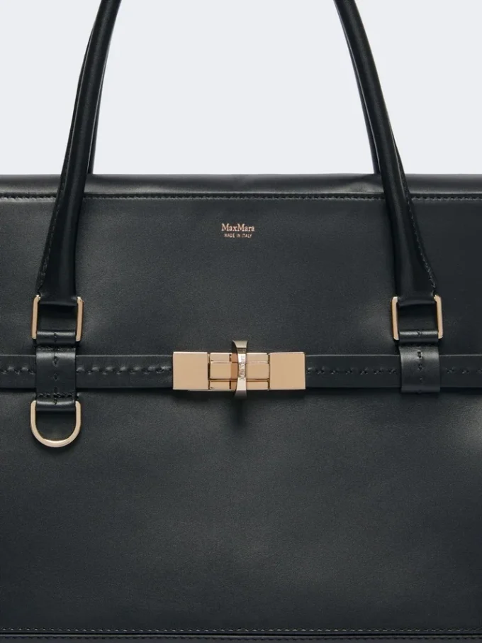 Sac à main en cuir naturel, noir Sac à main en cuir naturel, noir