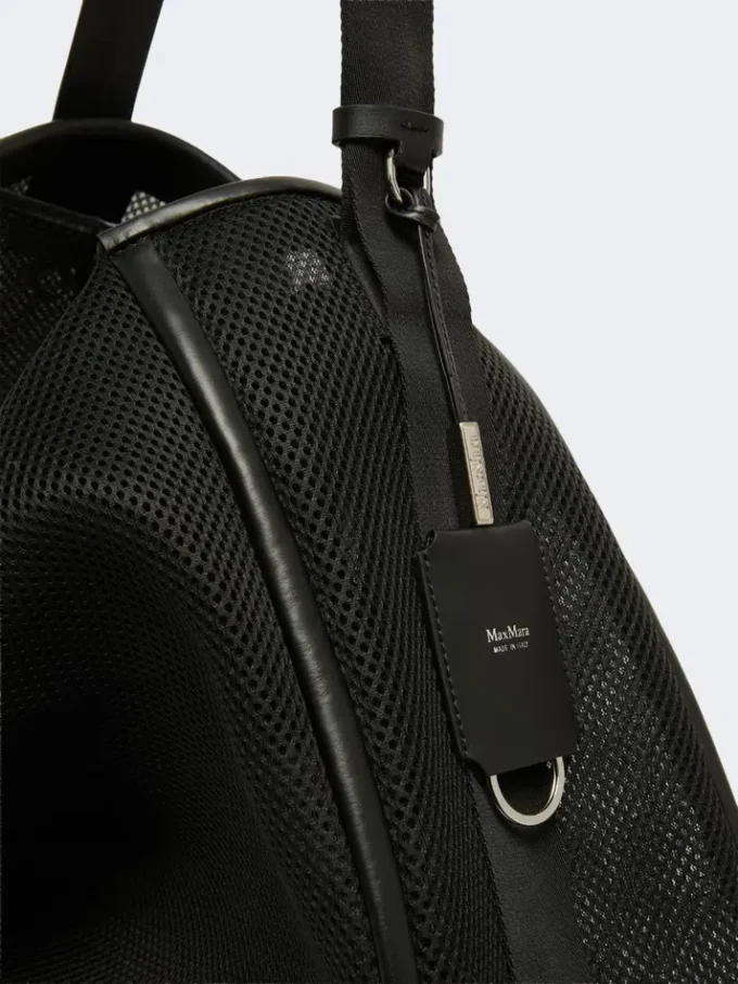 Sac à main extra-large en maille technique, noir Sac à main extra-large en maille technique, noir