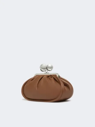 Sac Pasticcino moyen en cuir nappa brillant, couleur tabac Sac Pasticcino moyen en cuir nappa brillant, couleur tabac