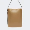 Sac seau en cuir Archetipo moyen, couleur boue Sac seau en cuir Archetipo moyen, couleur boue