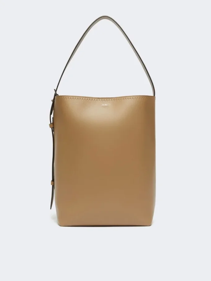 Sac seau en cuir Archetipo moyen, couleur boue Sac seau en cuir Archetipo moyen, couleur boue