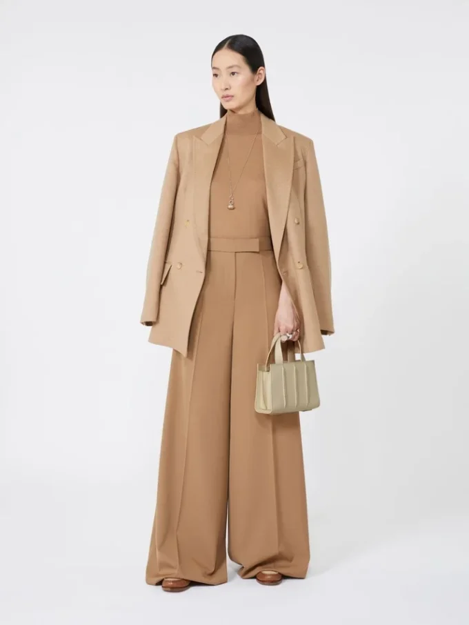 Sac Whitney 3 de Max Mara – micro, beige Sac Whitney 3 de Max Mara – micro, beige