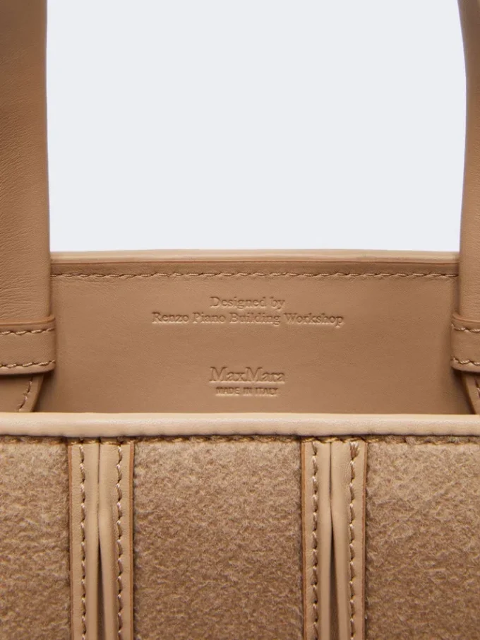 Sac Whitney 6 de Max Mara – moyen, marron noisette Sac Whitney 6 de Max Mara – moyen, marron noisette
