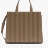 Sac Whitney 7 de Max Mara – grand format, couleur camel Sac Whitney 7 de Max Mara – grand format, couleur camel