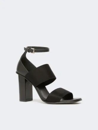 Sandales en cuir de veau et sangles élastiques, noires