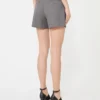 Short en gabardine de laine, gris moyen Short en gabardine de laine, gris moyen