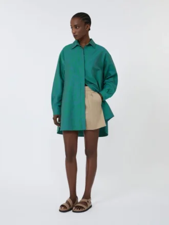 Short en satin de coton stretch, kaki