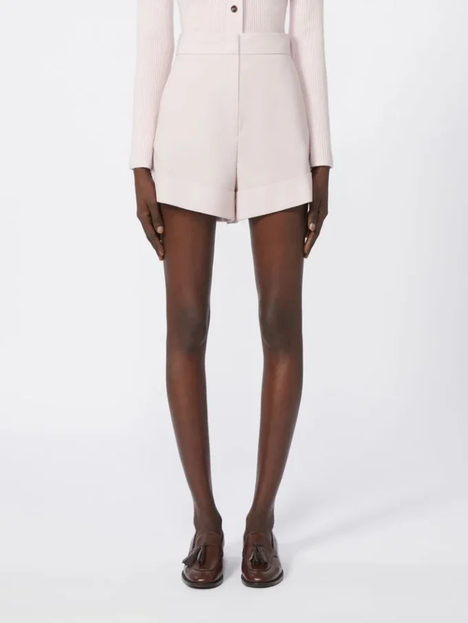 Short en toile de laine, mohair et soie, beige-rose Short en toile de laine, mohair et soie, beige-rose