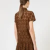 T-shirt en dentelle, chocolat T-shirt en dentelle, chocolat
