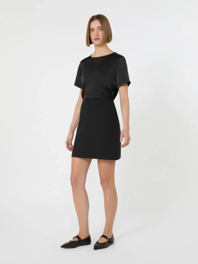 T-shirt en satin et jersey, noir T-shirt en satin et jersey, noir