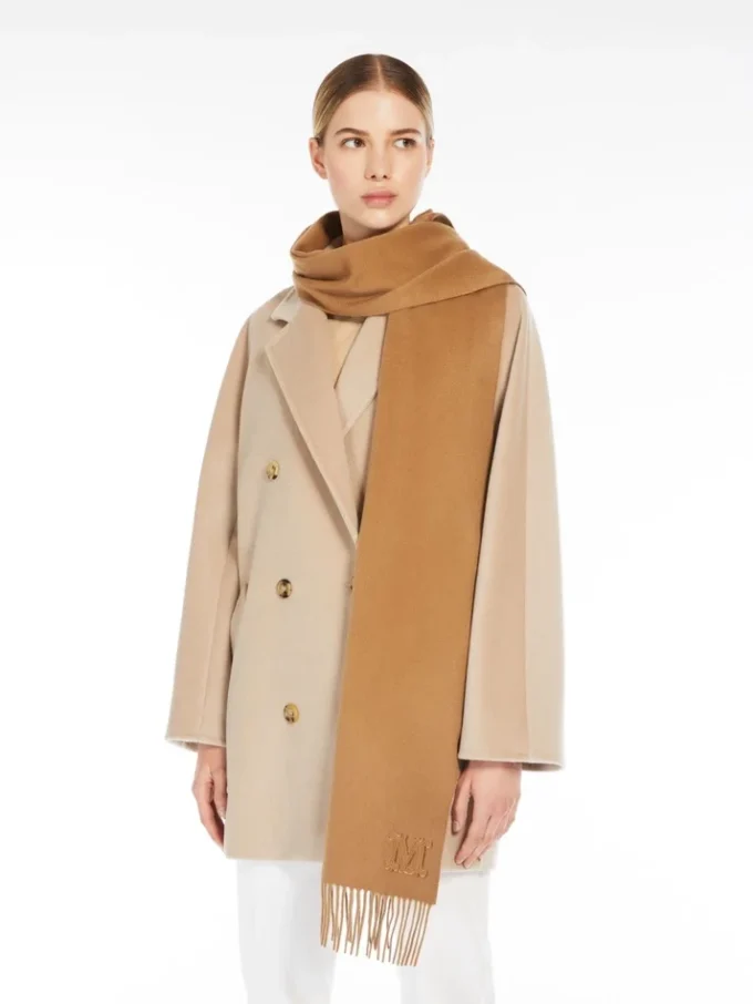 Étole en cachemire brodée d’un monogramme, beige Étole en cachemire brodée d’un monogramme, beige
