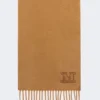 Étole en cachemire brodée d’un monogramme, couleur tabac Étole en cachemire brodée d’un monogramme, couleur tabac