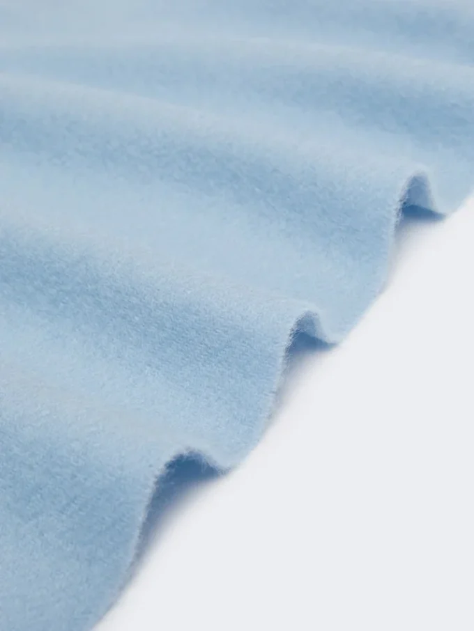Étole en laine et cachemire, bleu clair Étole en laine et cachemire, bleu clair