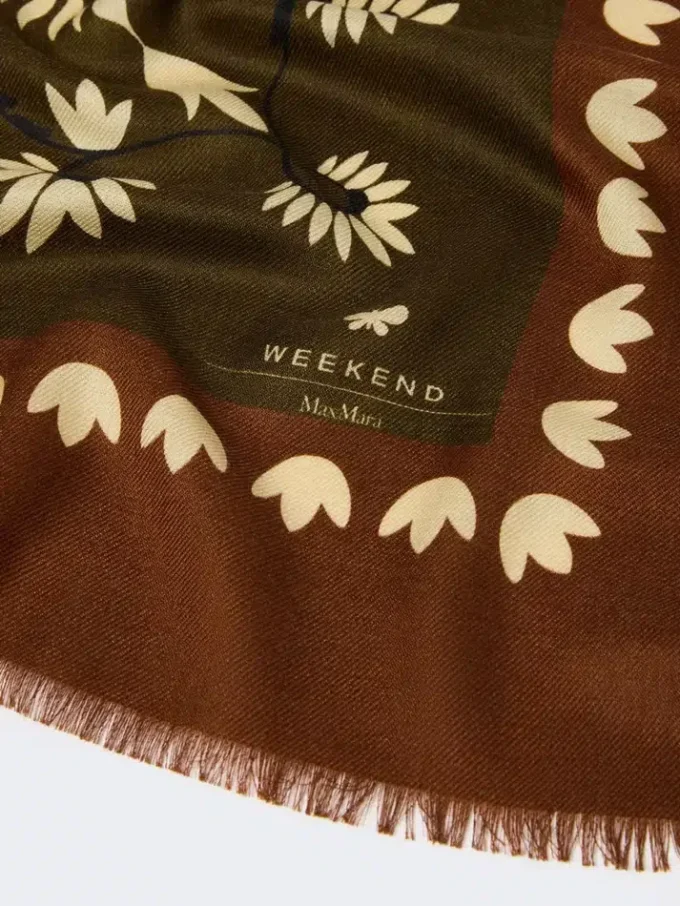 Étole en laine et soie, couleur caramel Étole en laine et soie, couleur caramel