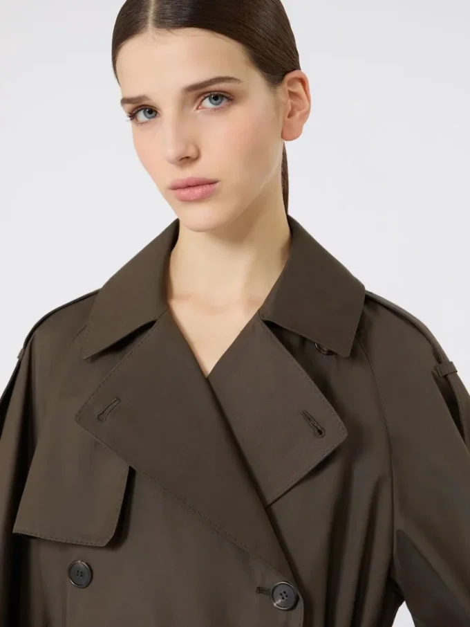 Trench-coat ample en sergé déperlant, vert Trench-coat ample en sergé déperlant, vert