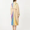 Trench-coat en coton déperlant avec imprimé arc-en-ciel, multicolore Trench-coat en coton déperlant avec imprimé arc-en-ciel, multicolore