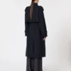 Trench-coat en gabardine de laine déperlante, bleu outremer Trench-coat en gabardine de laine déperlante, bleu outremer
