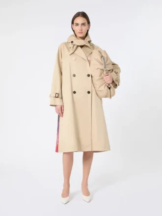Trench-coat en gabardine hydrofuge imprimé, couleur prune Trench-coat en gabardine hydrofuge imprimé, couleur prune