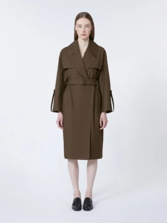 Trench-coat en sergé déperlant à ceinture, couleur chocolat Trench-coat en sergé déperlant à ceinture, couleur chocolat